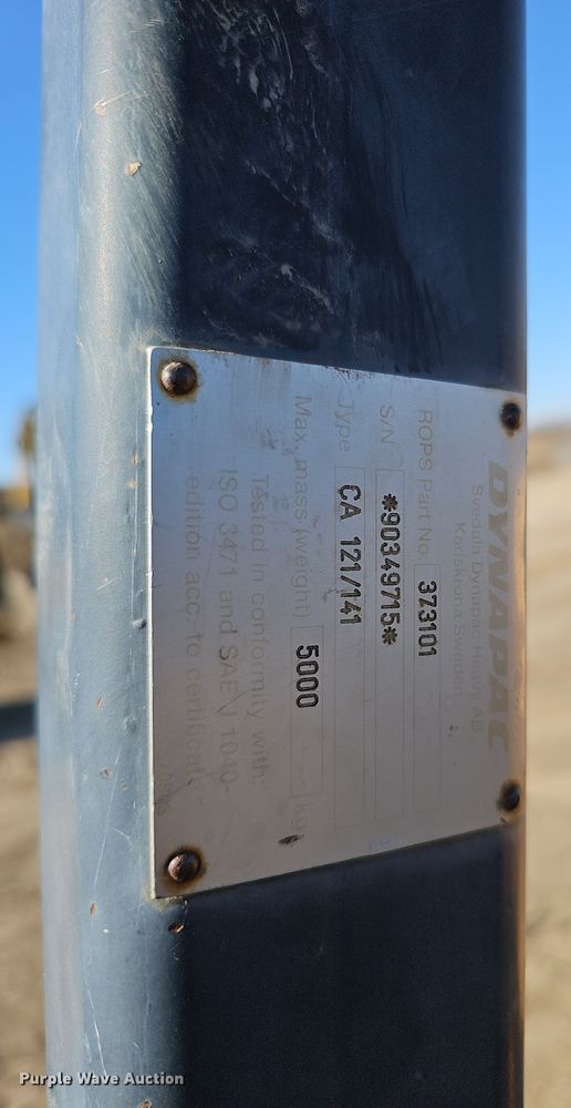 image for item DQ8470 1998 DynaPac CA141D single drum vibratory roller