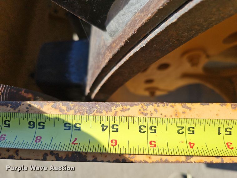 image for item DQ8471 2012 Volvo SD100D single drum vibratory roller