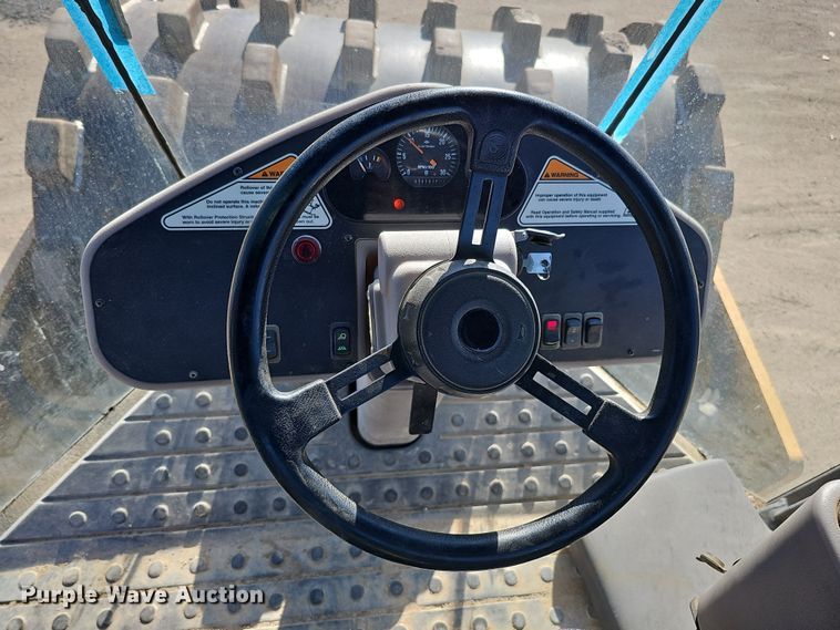 image for item DQ8471 2012 Volvo SD100D single drum vibratory roller