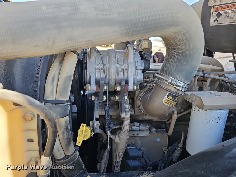 image for item DQ8471 2012 Volvo SD100D single drum vibratory roller