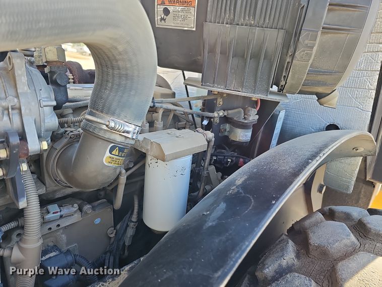 image for item DQ8471 2012 Volvo SD100D single drum vibratory roller