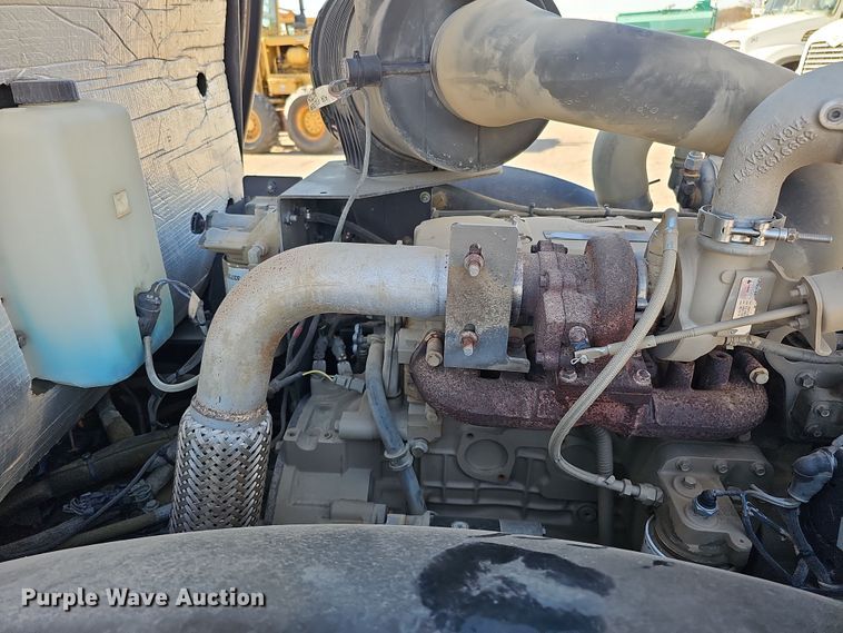 image for item DQ8471 2012 Volvo SD100D single drum vibratory roller