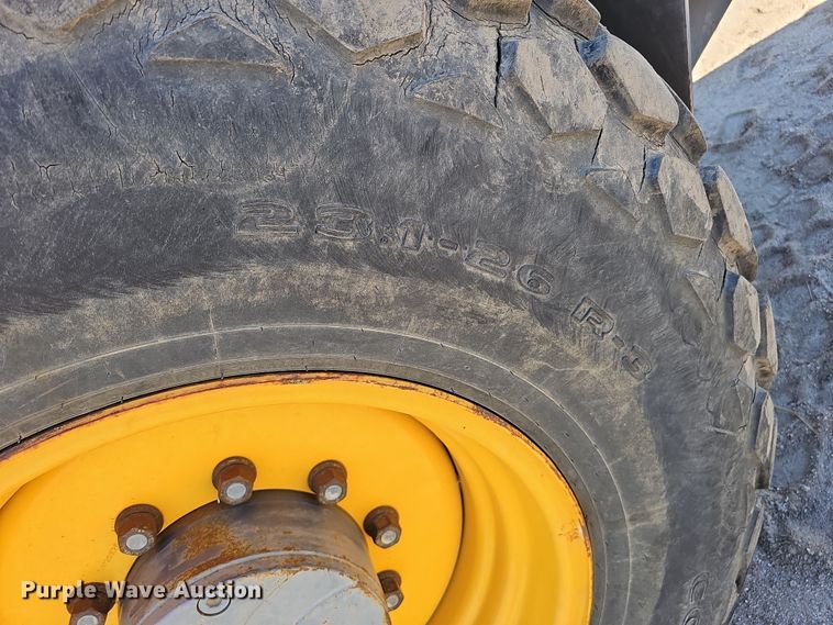 image for item DQ8471 2012 Volvo SD100D single drum vibratory roller