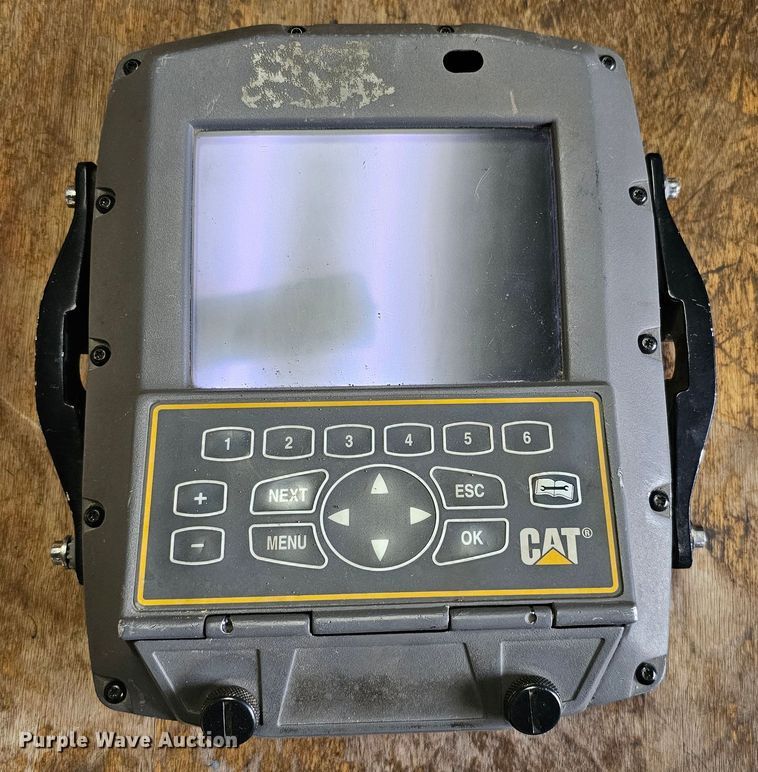 image for item DQ8472 2002 Caterpillar 160H VHP  motor grader