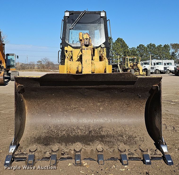 image for item DQ8473 2001 Caterpillar 963C track loader