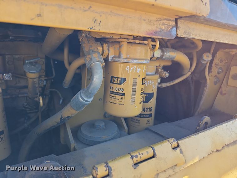 image for item DQ8473 2001 Caterpillar 963C track loader