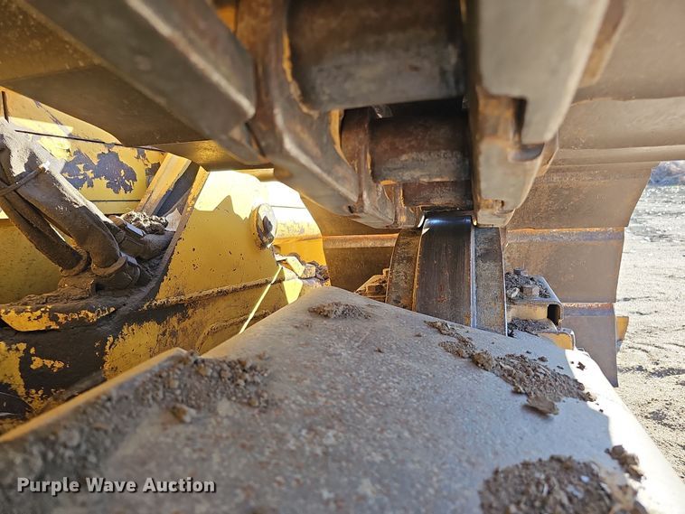 image for item DQ8474 2008 Komatsu D51PX-22 dozer