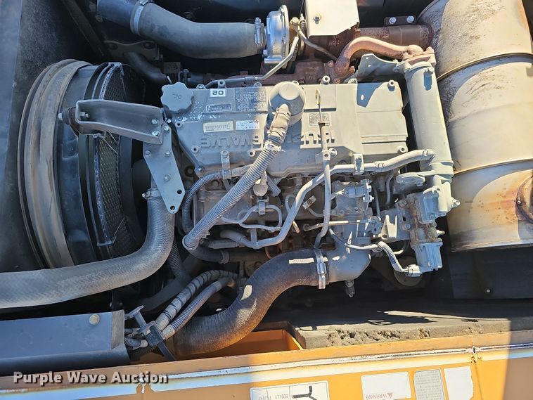 image for item DQ8475 2010 Case CX240B excavator