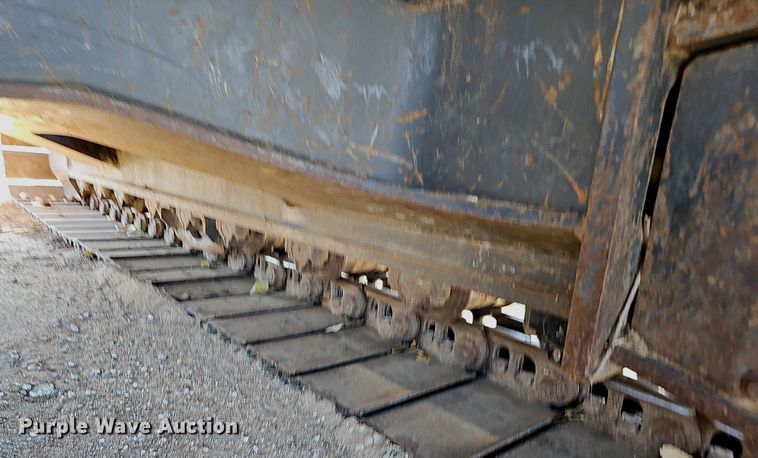 image for item DQ8475 2010 Case CX240B excavator