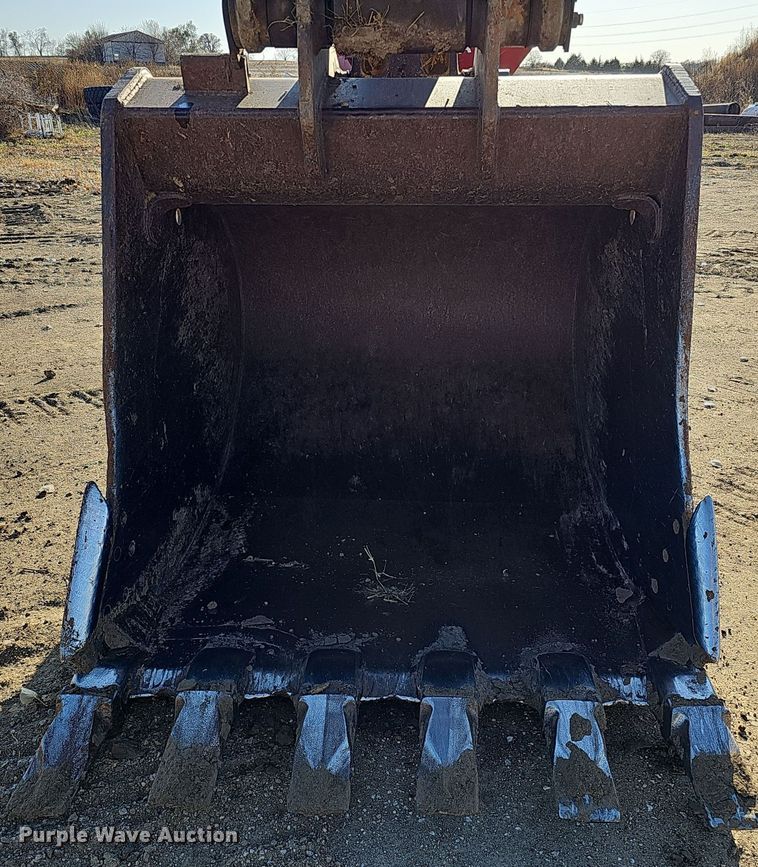 image for item DQ8476 2005 Komatsu  PC300 HD-7 excavator