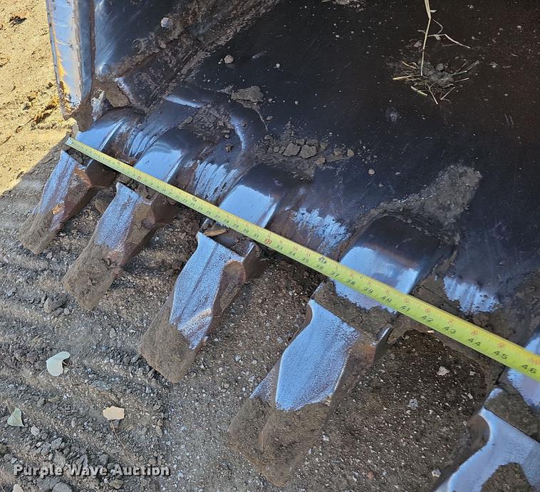 image for item DQ8476 2005 Komatsu  PC300 HD-7 excavator