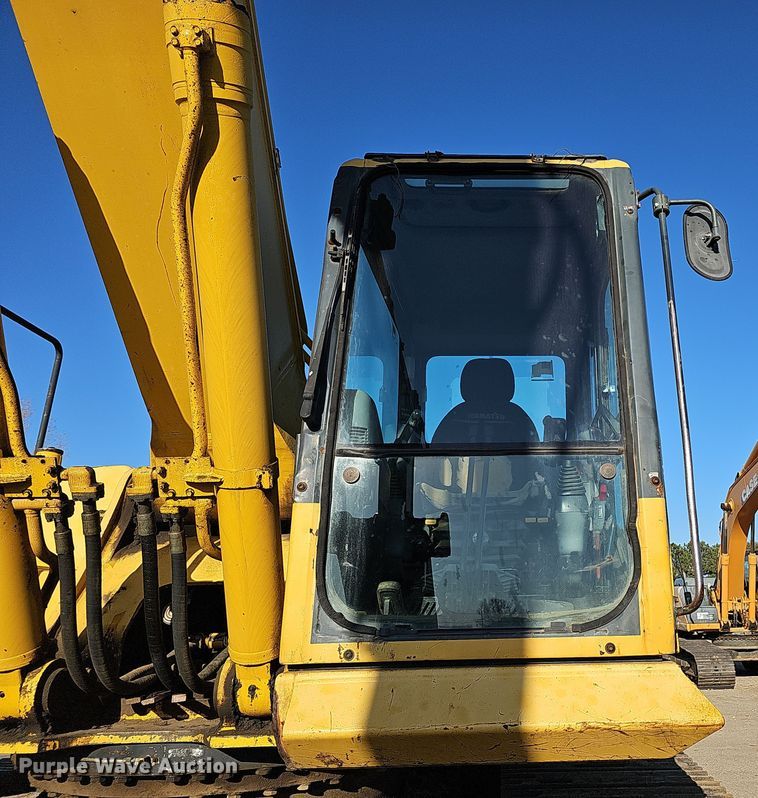 image for item DQ8476 2005 Komatsu  PC300 HD-7 excavator