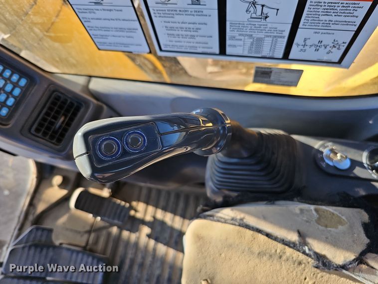 image for item DQ8476 2005 Komatsu  PC300 HD-7 excavator