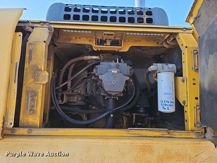 image for item DQ8476 2005 Komatsu  PC300 HD-7 excavator