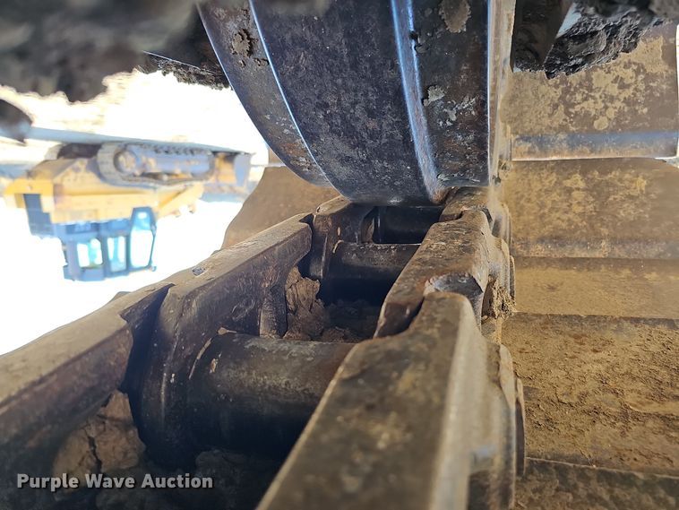 image for item DQ8476 2005 Komatsu  PC300 HD-7 excavator