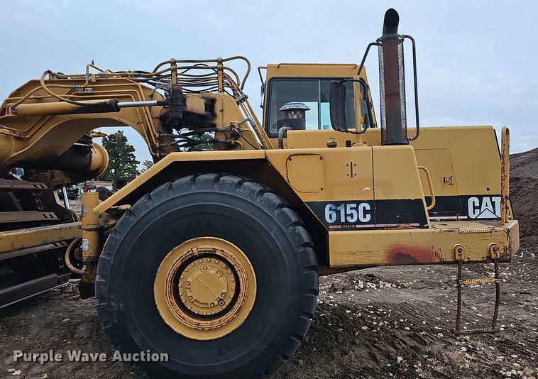 image for item DQ8477 2001 Caterpillar 615C Series II elevating scraper