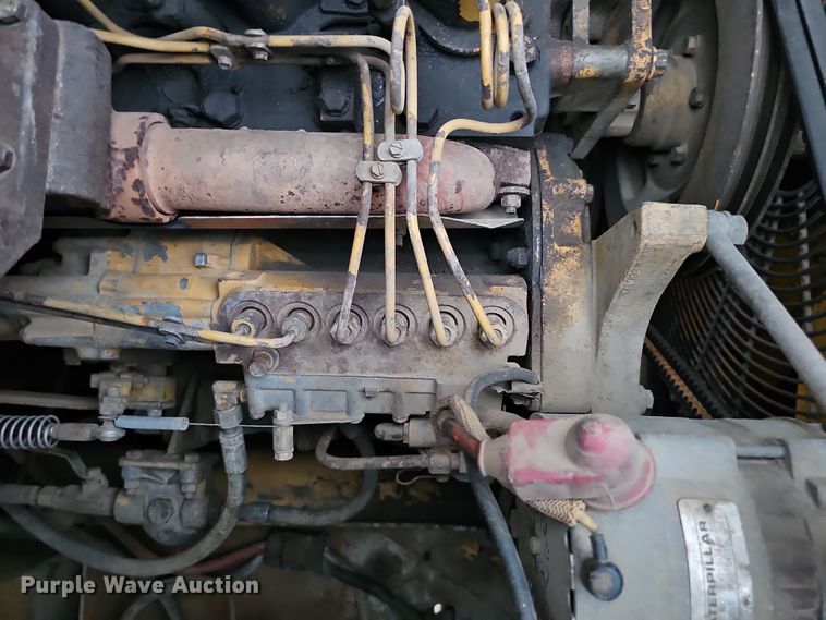 image for item DQ8477 2001 Caterpillar 615C Series II elevating scraper