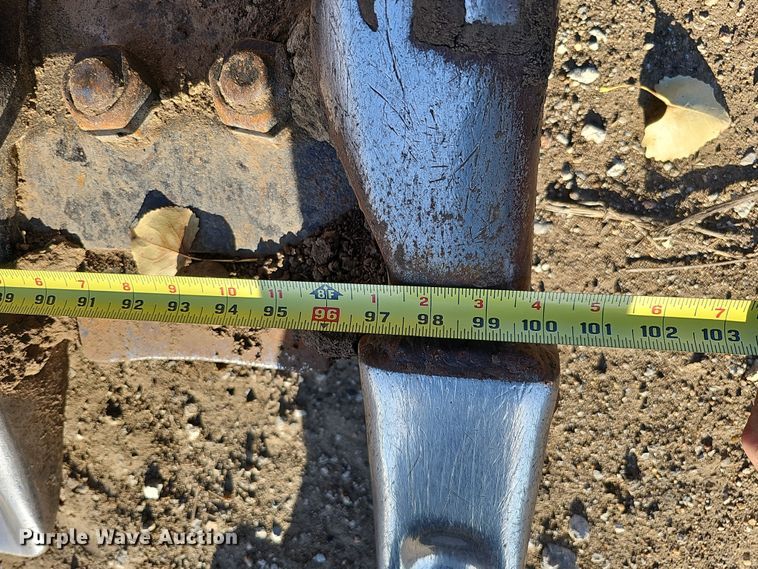 image for item DQ8479 2000 Caterpillar 963C track loader