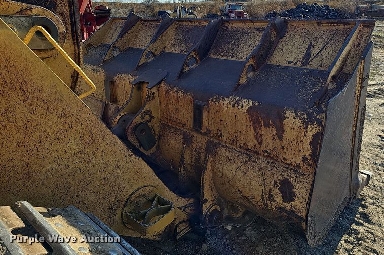 image for item DQ8479 2000 Caterpillar 963C track loader