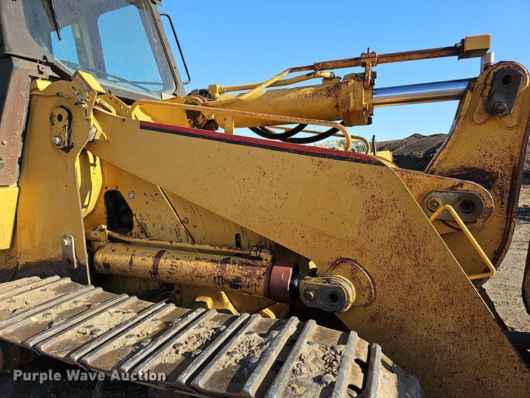 image for item DQ8479 2000 Caterpillar 963C track loader