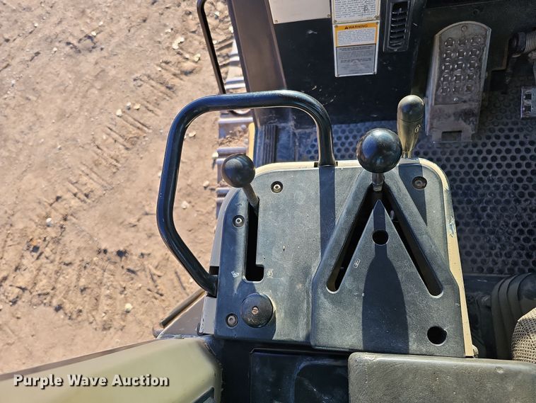 image for item DQ8479 2000 Caterpillar 963C track loader