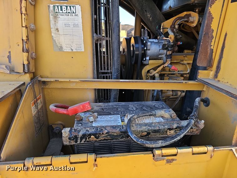 image for item DQ8479 2000 Caterpillar 963C track loader
