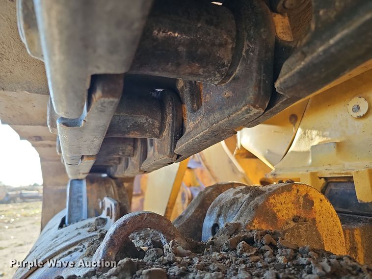 image for item DQ8479 2000 Caterpillar 963C track loader