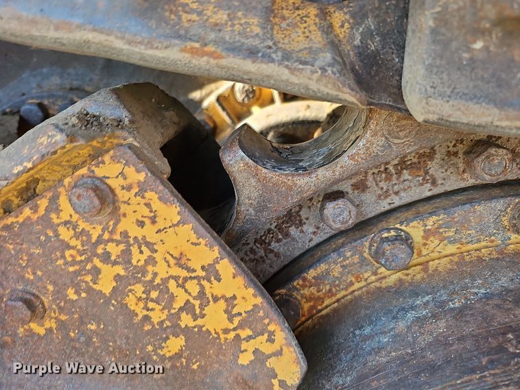 image for item DQ8479 2000 Caterpillar 963C track loader