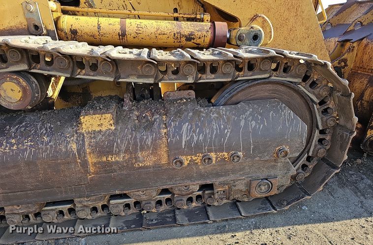 image for item DQ8479 2000 Caterpillar 963C track loader