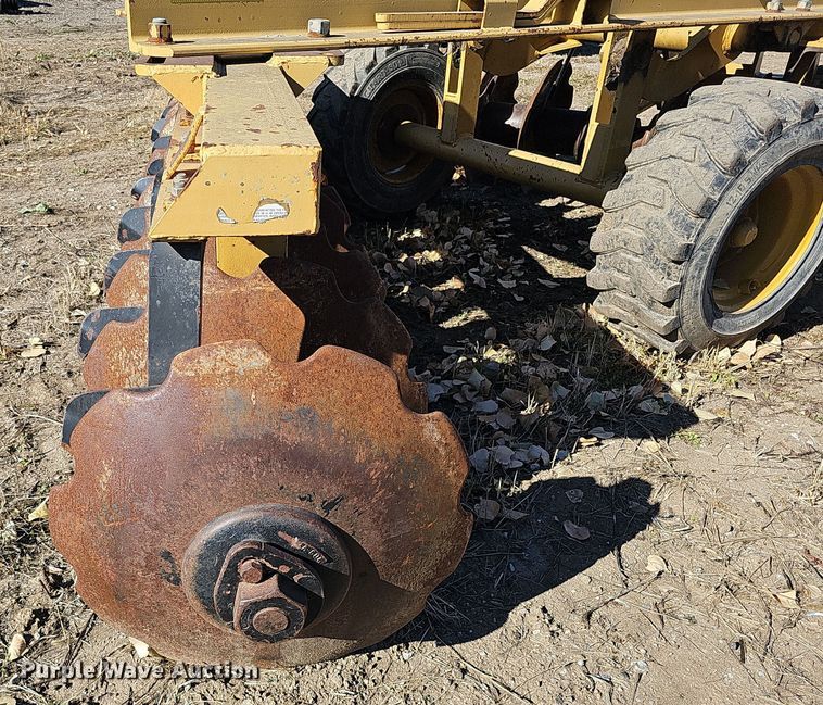 image for item DQ8480 Rome Plow Co. TAW-20S off-set disk