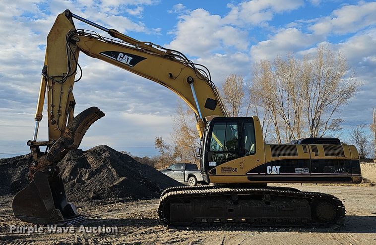 image for item DQ8481 2003 Caterpillar 330C excavator