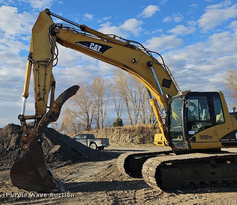 image for item DQ8481 2003 Caterpillar 330C excavator