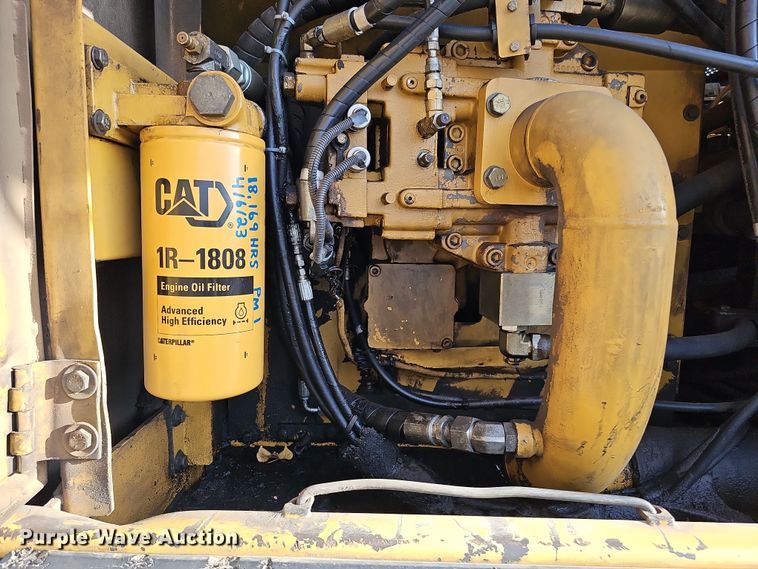 image for item DQ8481 2003 Caterpillar 330C excavator
