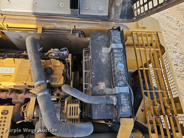 image for item DQ8481 2003 Caterpillar 330C excavator