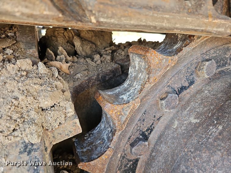 image for item DQ8481 2003 Caterpillar 330C excavator