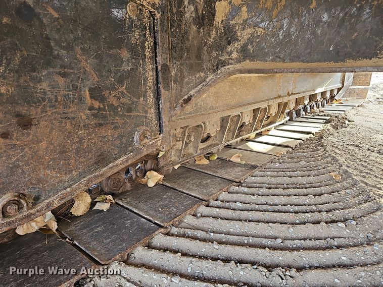 image for item DQ8481 2003 Caterpillar 330C excavator