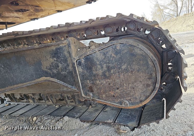 image for item DQ8481 2003 Caterpillar 330C excavator