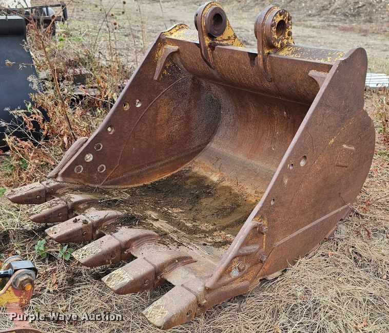 image for item DQ8481 2003 Caterpillar 330C excavator