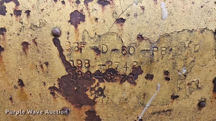 image for item DQ8481 2003 Caterpillar 330C excavator