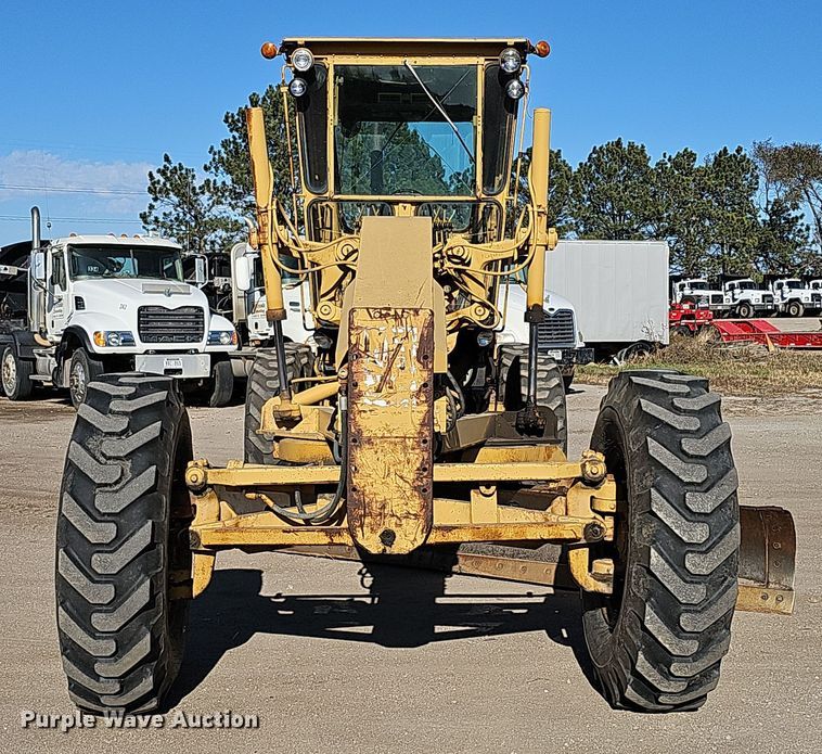 image for item DQ8485 1980 Caterpillar 140G motor grader