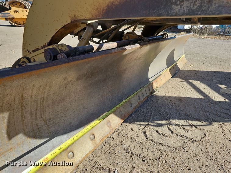 image for item DQ8485 1980 Caterpillar 140G motor grader