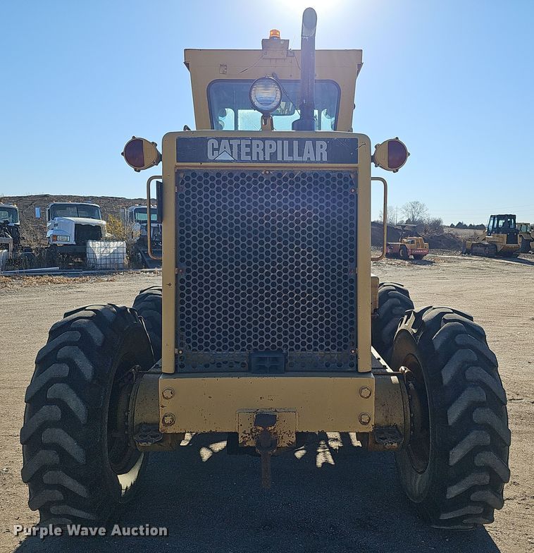 image for item DQ8485 1980 Caterpillar 140G motor grader