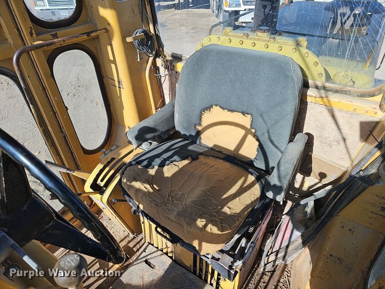 image for item DQ8485 1980 Caterpillar 140G motor grader