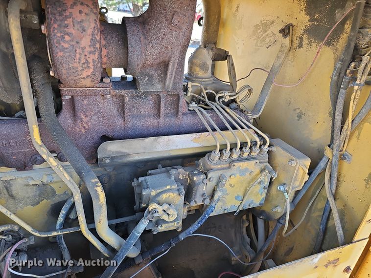 image for item DQ8485 1980 Caterpillar 140G motor grader