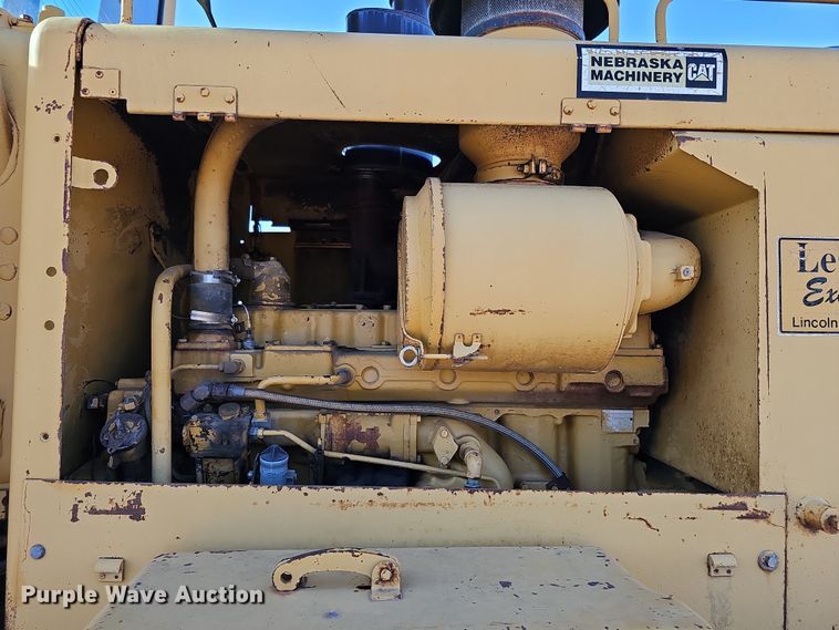 image for item DQ8485 1980 Caterpillar 140G motor grader