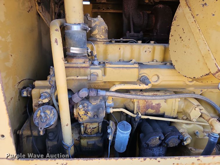 image for item DQ8485 1980 Caterpillar 140G motor grader