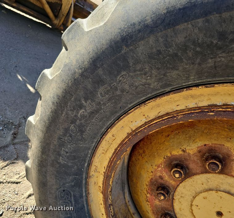 image for item DQ8485 1980 Caterpillar 140G motor grader