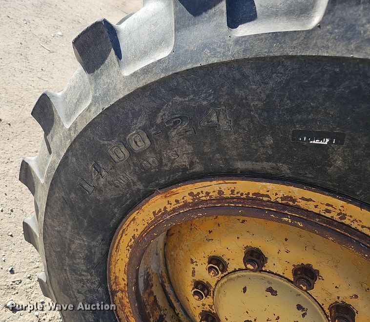 image for item DQ8485 1980 Caterpillar 140G motor grader