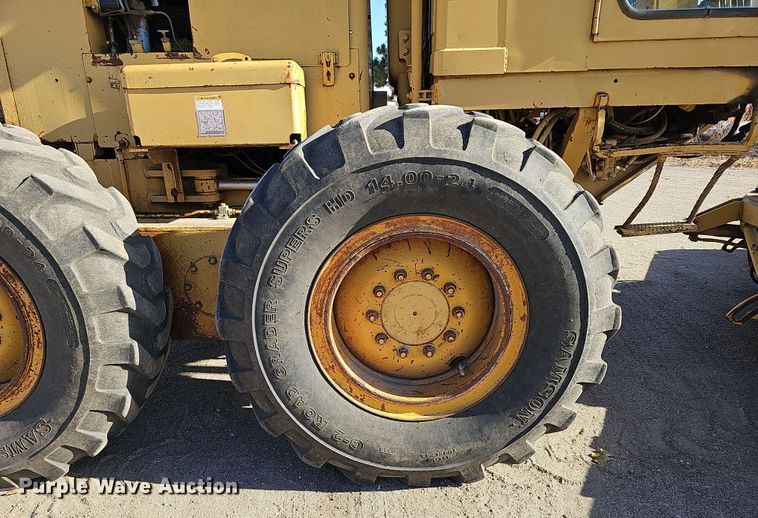 image for item DQ8485 1980 Caterpillar 140G motor grader