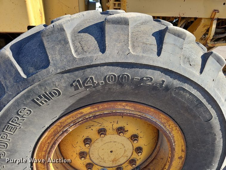 image for item DQ8485 1980 Caterpillar 140G motor grader